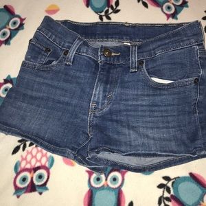 Light Jean shorts